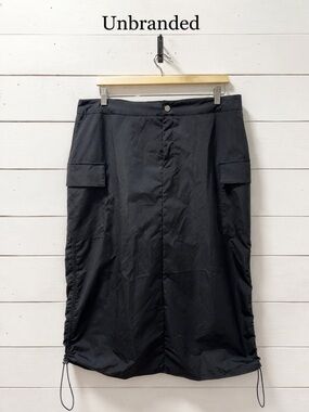 Unbranded Cargo Parachute Skirt – Black – Size XL